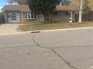 4565 S Irving St, Englewood, CO 80110