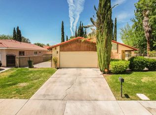43743 Rembrandt St, Lancaster, CA