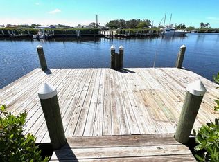 205 Denmark Dr, Ellenton, FL 34222