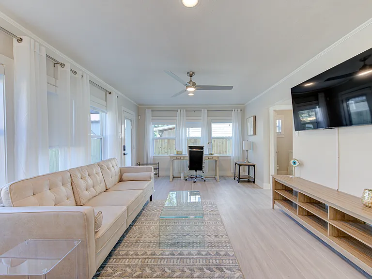 3317 Arbor St — Photo 28