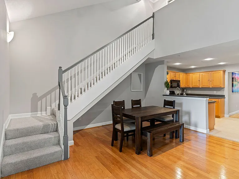 833 N Fern Creek Ave — Photo 26