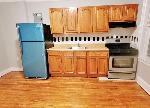 2nd image of 28-26 44th St #D5