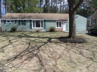 11 Cherry Ln, Guilderland, NY 12084