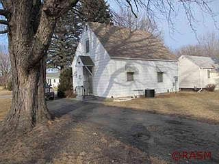 3rd image of 1316 10th Ave N