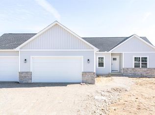 884 Red Hawk Dr, Milton, WI 53563