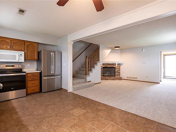 5th image of 527 NE 6th St APT A