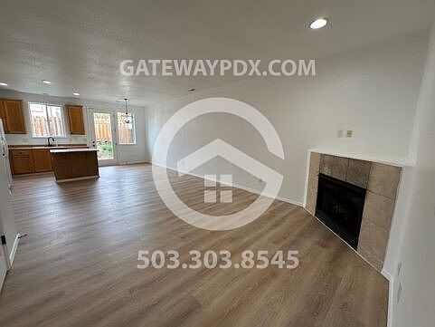 5th image of 5984 SE Woodland Dr