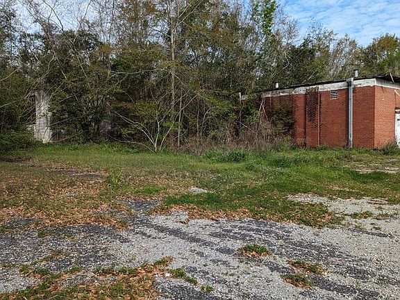 4th image of 501 N Ollie Glass Ave