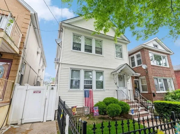 121-23 7th Avenue, College Point, NY 11356