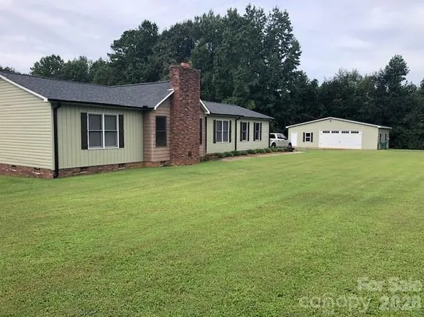 1175 Pan Handle Rd, Gold Hill, NC 28071