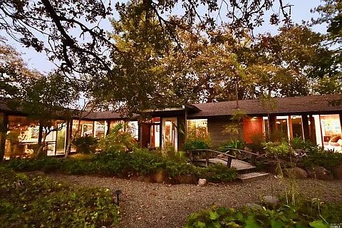 3rd image of 3835 Oak Glen Dr