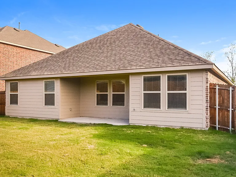 403 Gallop Dr — Photo 14