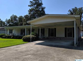216 Tabor Rd, Gadsden, AL 35904