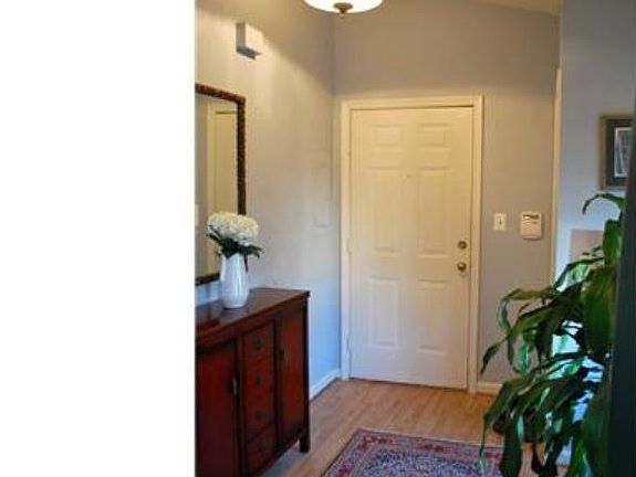 5th image of 207 Westover Ave APT 304