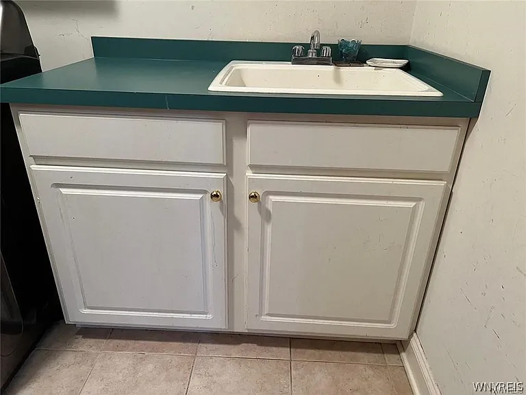 8350 Manchester Park Dr — Photo 12