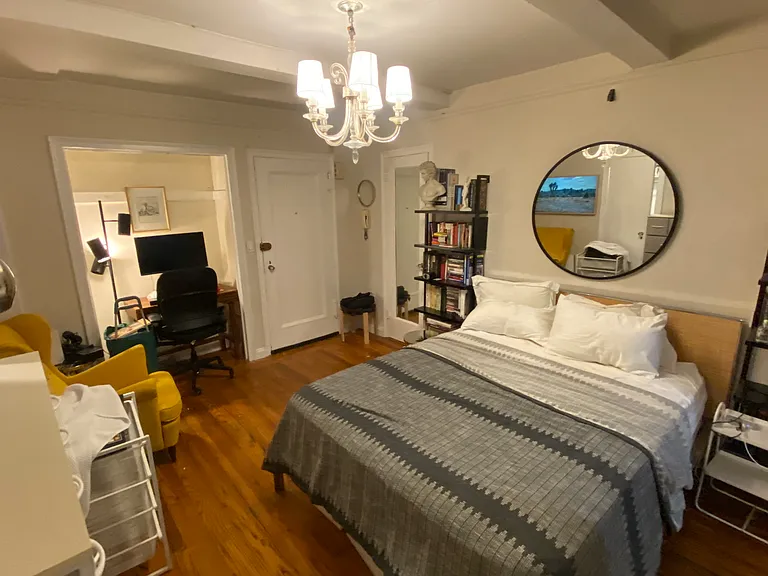 314 41st St #203B — Photo 2