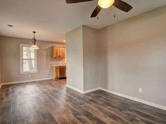 3rd image of 213 Palmer St #S