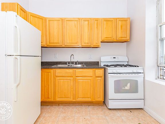 2nd image of 1198 Carroll St #9O
