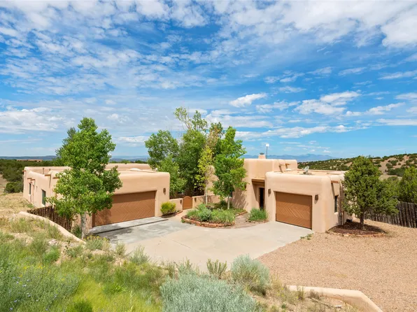 21 Via Diamante, Santa Fe, NM 87506