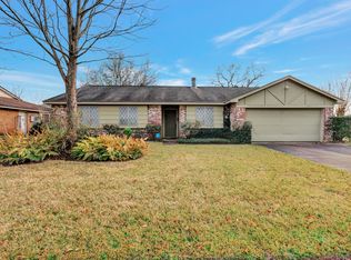 8402 Garden Parks Dr, Houston, TX 77075