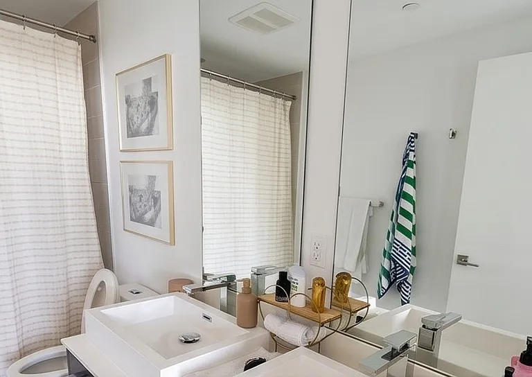 55 SW 9th St #1901 — Photo 8