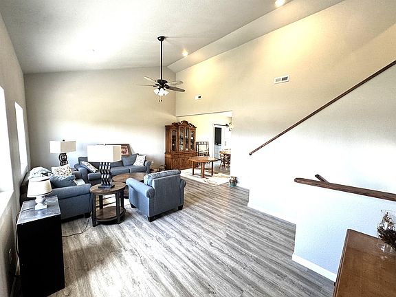 2nd image of 4714 Latigo Loop Rd