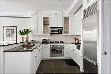 Sold by Liss Real Estate Group LLC