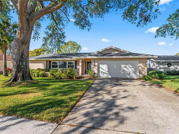 7494 132nd Way, Seminole, FL 33776