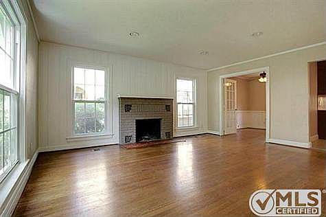 3rd image of 3806 W 4th St