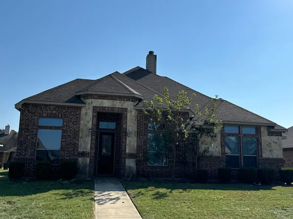 408 Valley Ridge Dr, Red Oak, TX 75154