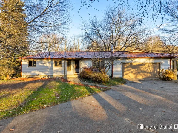 6464 Sunfish Lake Ave NE, Rockford, MI 49341