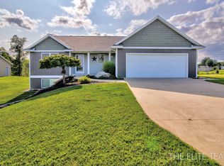 4150 Spring Meadow Dr, Hamilton, MI 49419