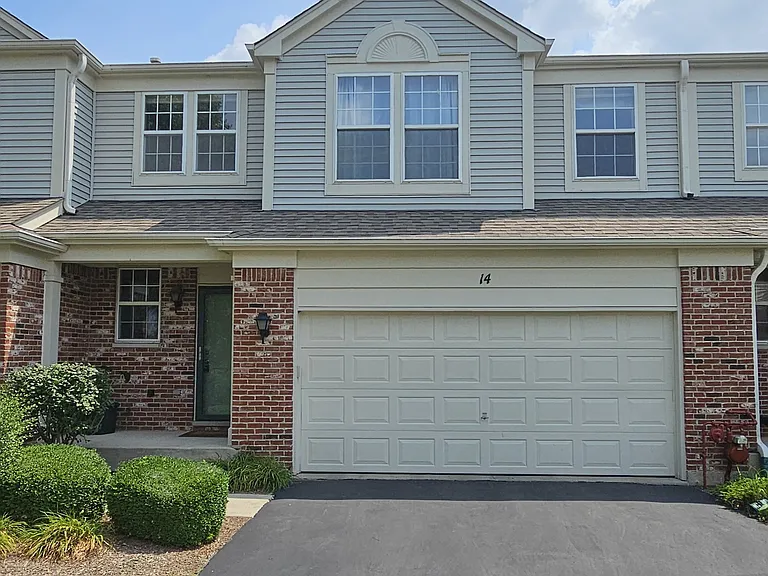 14 Parkside Ct — Photo 2