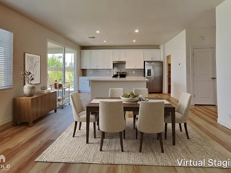 615 N Vine St — Photo 3