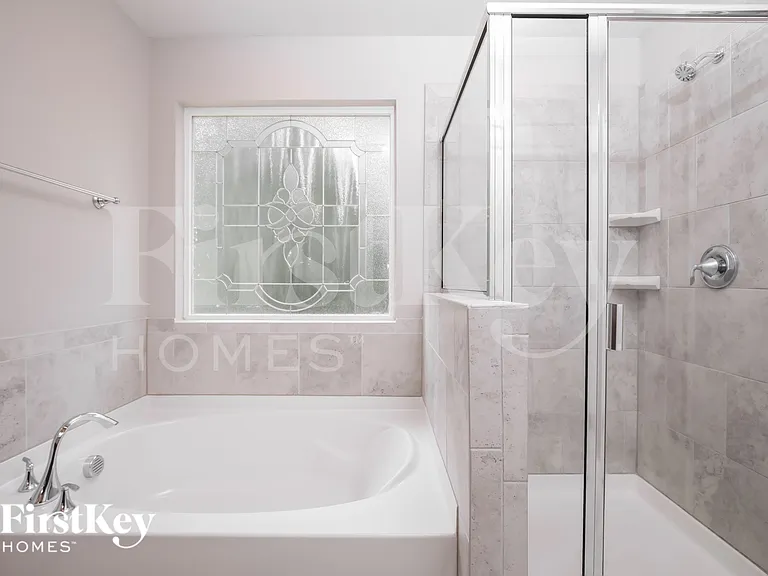 636 Starry Sky Dr — Photo 15