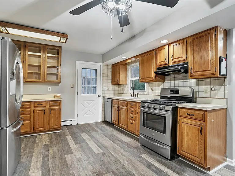 68 Skyline Dr — Photo 8