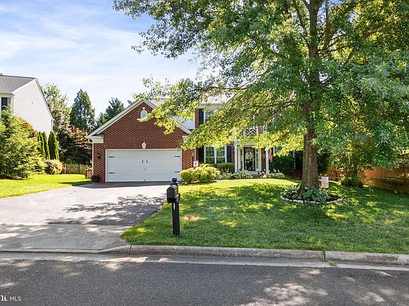 4th image of 14933 Honey Locust Ct