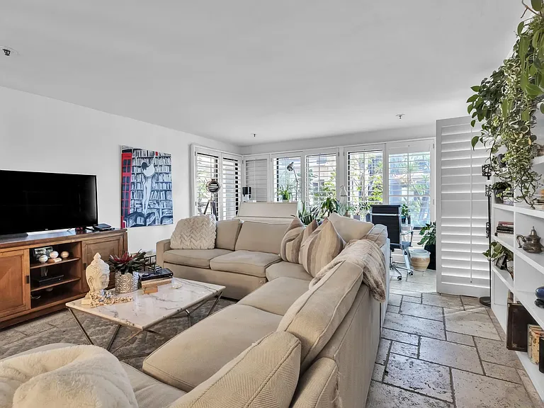 8263 Camino Del Oro #177 — Photo 11