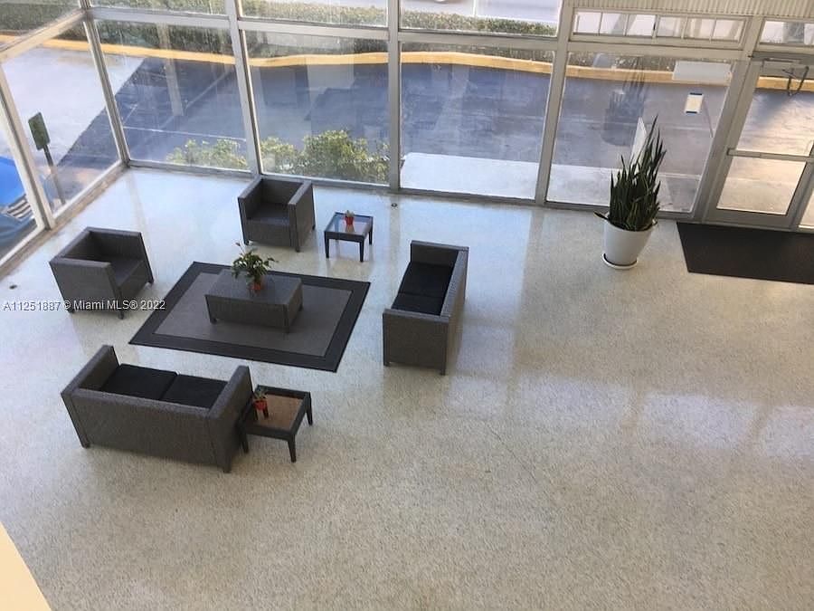 1st image of 6484 Indian Creek Dr APT 125