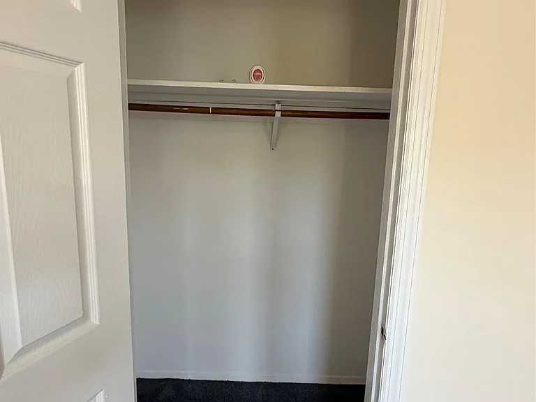 44 Athens Ct — Photo 8