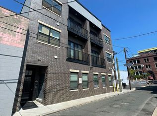 15-17 Library Ct APT 101, Bayonne, NJ 07002