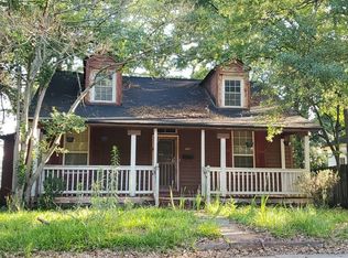 709 W Poplar St, Griffin, GA 30224
