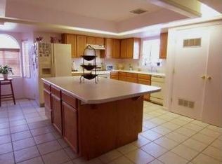 8601 W Pinchot Ave, Phoenix, AZ 85037