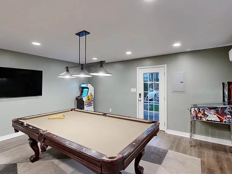 Gayton Pointe Townhomes — Photo 20