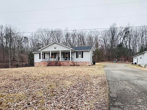 3rd image of 570 Edwards Rd