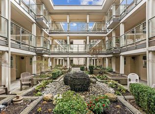 15255 18th Ave #303, Surrey, BC V4A1W9