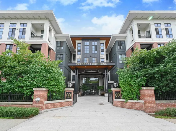 15138 34th Ave #400, Surrey, BC V3Z 0Y5
