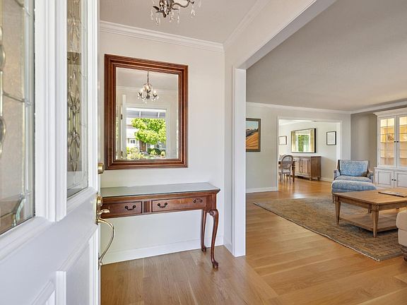 4th image of 175 Apollo Court