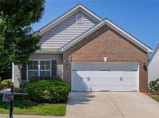 5417 Esher Dr, Walkertown, NC 27051