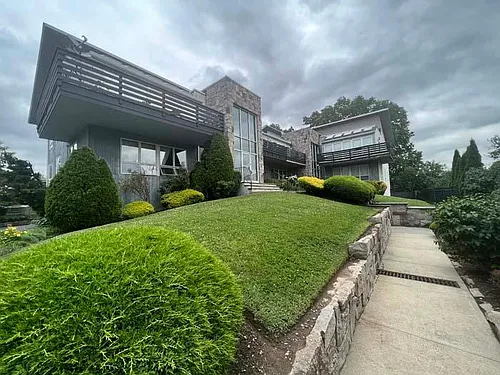 204 Passaic Ave #2 Photo 1